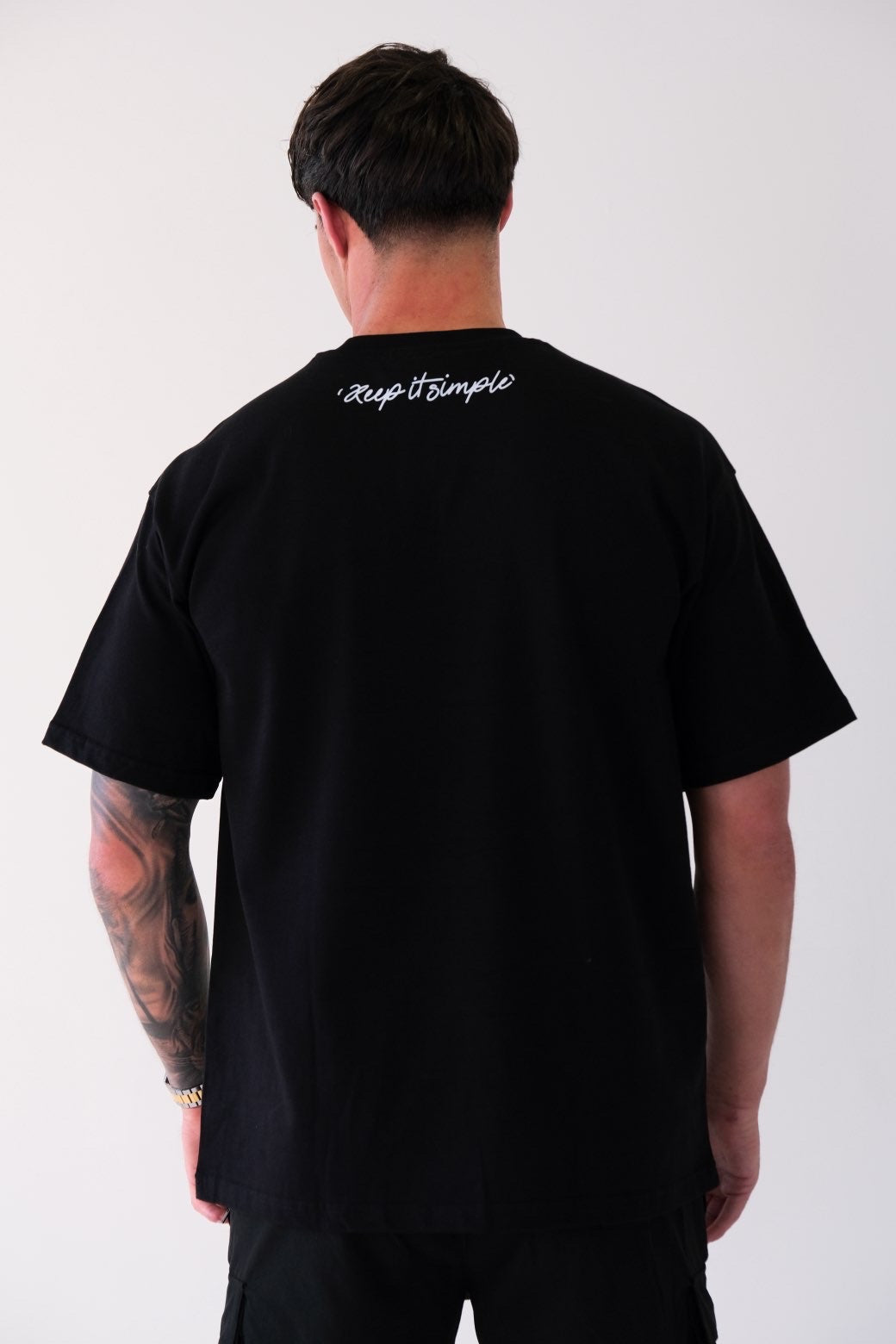 SIGNATURE MONOLOGUE TSHIRT (BLACK)
